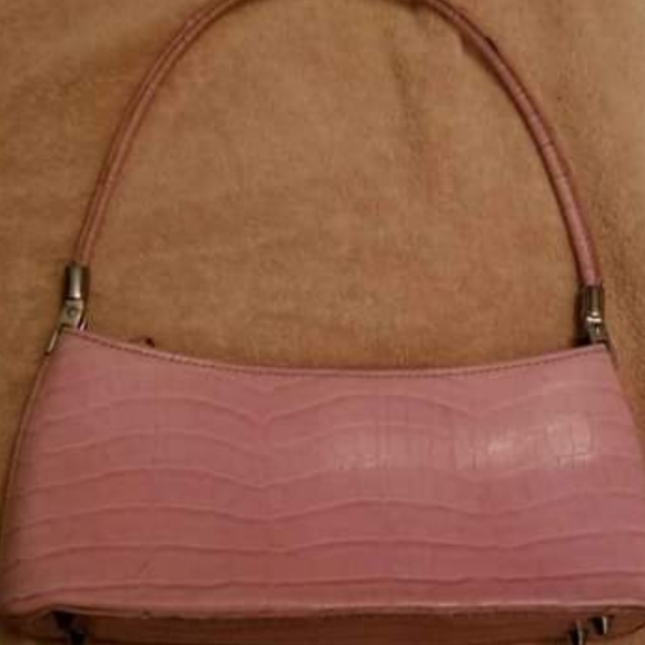 N.Y.C Accessory purse 11" x 4" - Picture 2 of 4